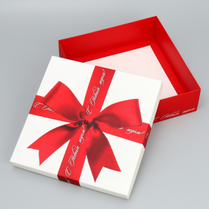 Коробка подарочная С Новым годом! бант 26х26х8см